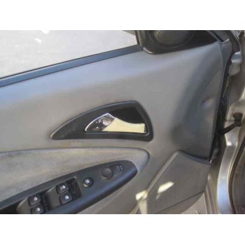 daewoo nubira berlina del año 2000