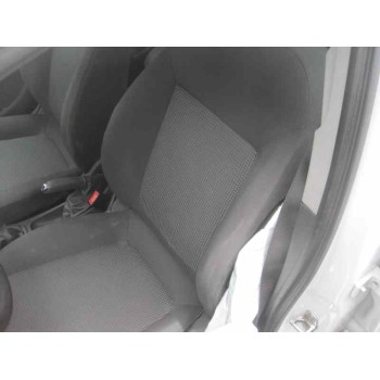 opel corsa d del año 2012