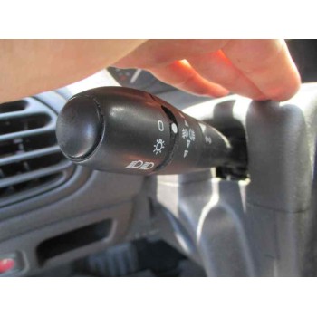 peugeot 206 berlina del año 2002