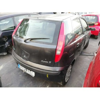 fiat punto berlina (188) del año 2000
