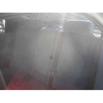 daewoo nubira berlina del año 2000