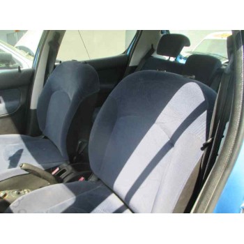 peugeot 206 berlina del año 2002