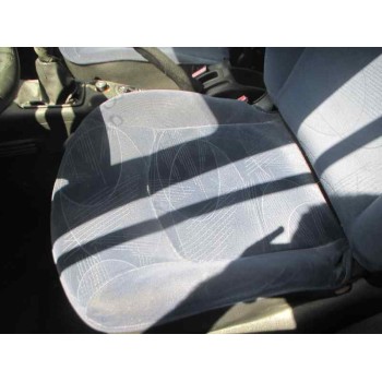 peugeot 206 berlina del año 2002