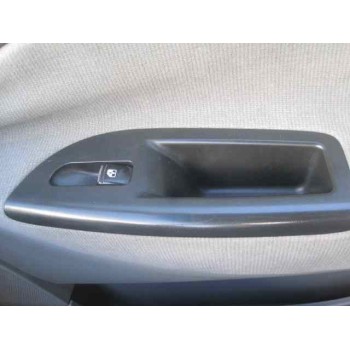 daewoo nubira berlina del año 2000