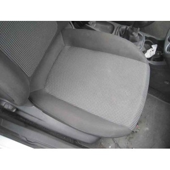 opel corsa d del año 2012