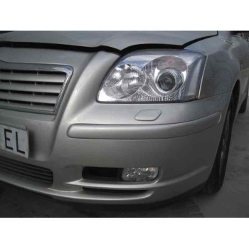 toyota avensis berlina (t25) del año 2004