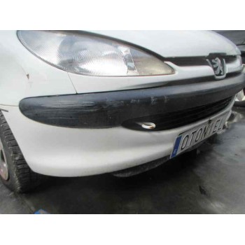 peugeot 206 berlina del año 2001