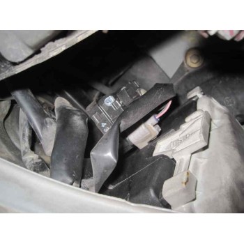 toyota avensis berlina (t25) del año 2004