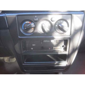 daewoo nubira berlina del año 2000