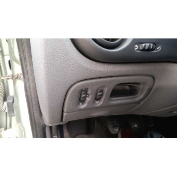 renault megane i fase 2 berlina (ba0) del año 2001