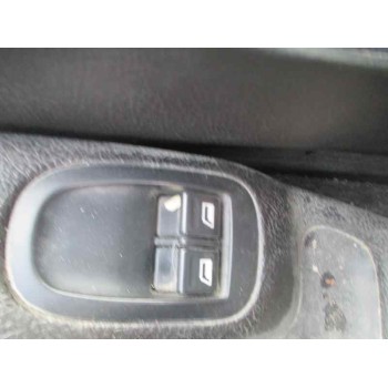 peugeot 206 berlina del año 2001