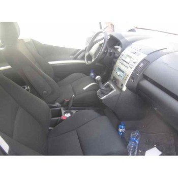 toyota corolla verso (r1) del año 2006