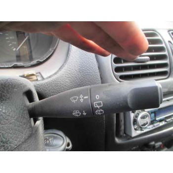 peugeot 206 berlina del año 2001