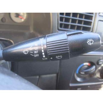 daewoo nubira berlina del año 2000