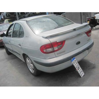 renault megane i fase 2 classic (la..) del año 2000