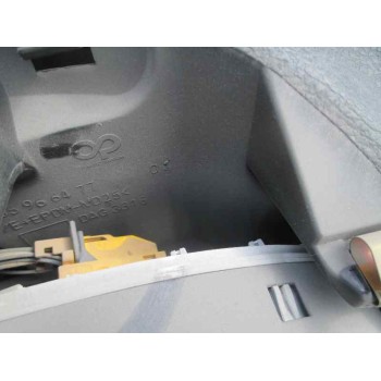 peugeot 206 berlina del año 2001