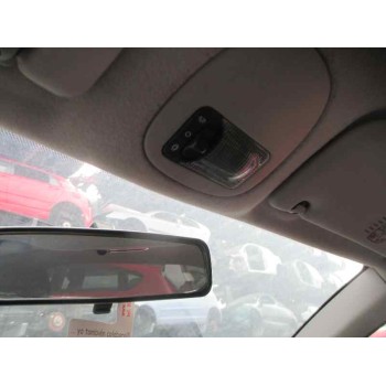 peugeot 206 berlina del año 2001