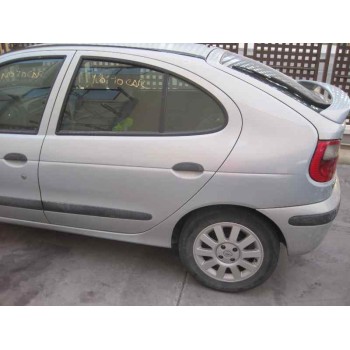 renault megane i fase 2 berlina (ba0) del año 2000