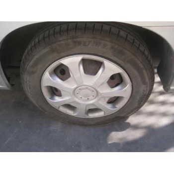 daewoo nubira berlina del año 2000