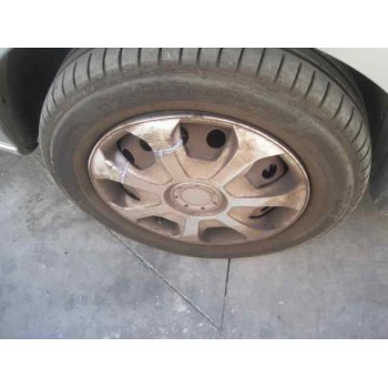 daewoo nubira berlina del año 2000