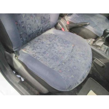 peugeot 206 berlina del año 2001