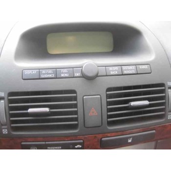 toyota avensis berlina (t25) del año 2004