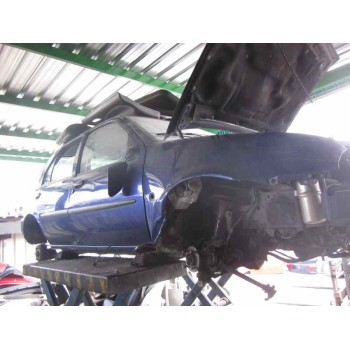 ford fiesta berlina del año 1999