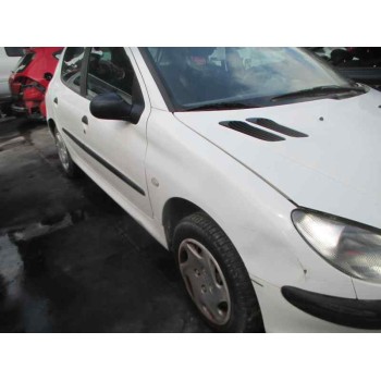 peugeot 206 berlina del año 2001