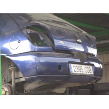 ford fiesta berlina del año 1999