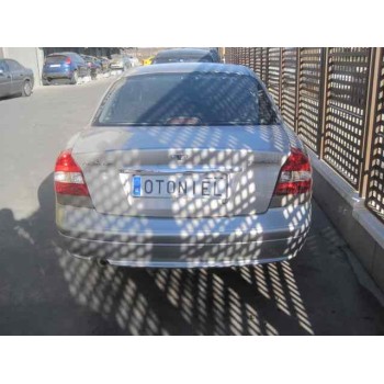 daewoo nubira berlina del año 2000