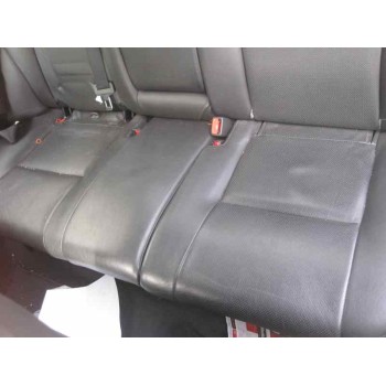 toyota avensis berlina (t25) del año 2004