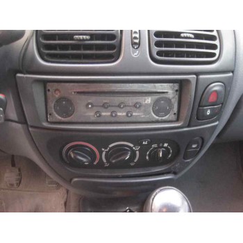 renault megane i fase 2 berlina (ba0) del año 2000