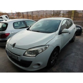 renault megane iii berlina 5 p del año 2010