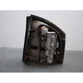 Recambio de piloto trasero izquierdo para opel vectra c berlina elegance referencia OEM IAM 13131001 BLANCO ROJO 4P