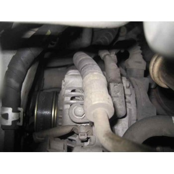 toyota avensis berlina (t25) del año 2004