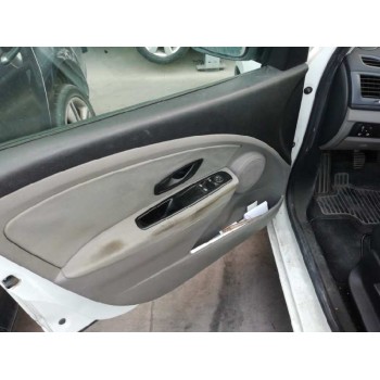 renault megane iii berlina 5 p del año 2010