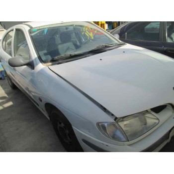 renault megane i berlina hatchback (ba0) del año 1996