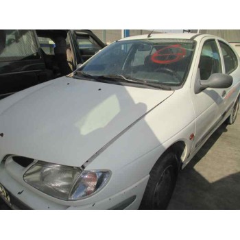 renault megane i berlina hatchback (ba0) del año 1996