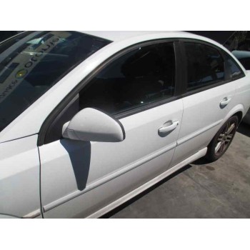 opel vectra c berlina del año 2005