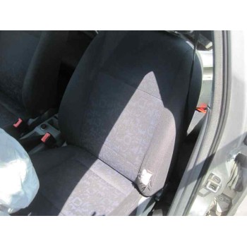 skoda octavia berlina (1u2) del año 2000