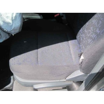 skoda octavia berlina (1u2) del año 2000