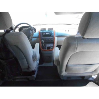 kia carnival ii del año 2004