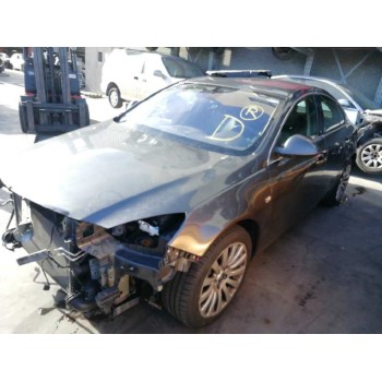 opel insignia berlina del año 2010