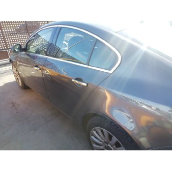 opel insignia berlina del año 2010