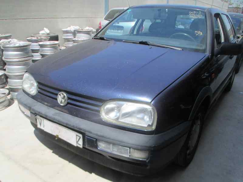 VOLKSWAGEN GOLF III BERLINA (1H1)