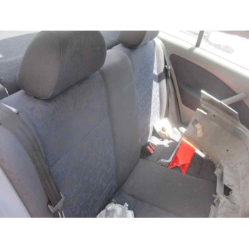 skoda octavia berlina (1u2) del año 2000