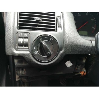 volkswagen golf iv berlina (1j1) del año 2000