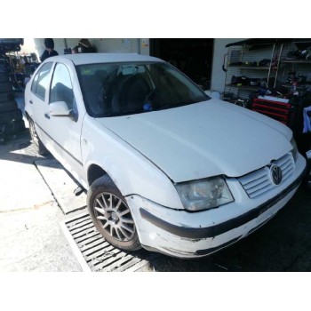 volkswagen bora berlina (1j2) del año 2002