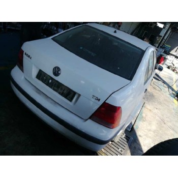 volkswagen bora berlina (1j2) del año 2002