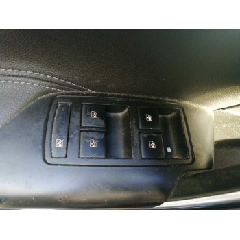 opel insignia berlina del año 2010